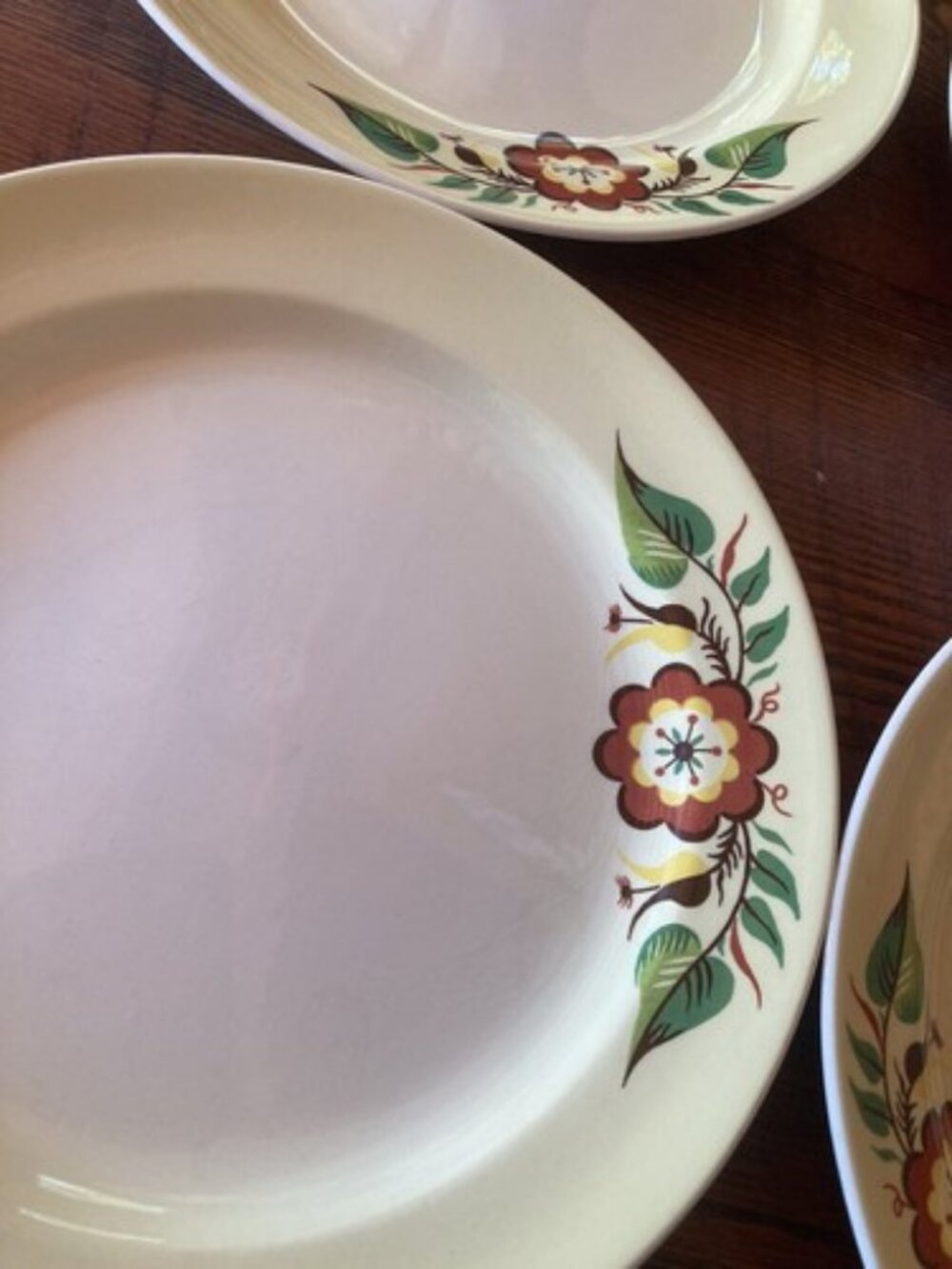 6 Plate Taylor Smith Taylor Swiss Provincial 7 1/4” Yellow Antique 1952 Plates - Picture 10 of 16
